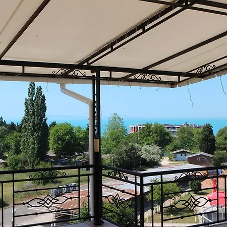 Flowers 4* Nesebar